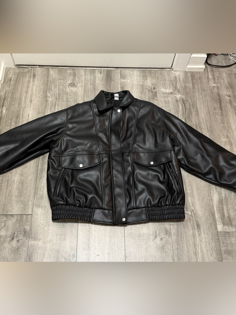H&M Black Oversized Faux Leather Jacket - Picture 10 of 12
